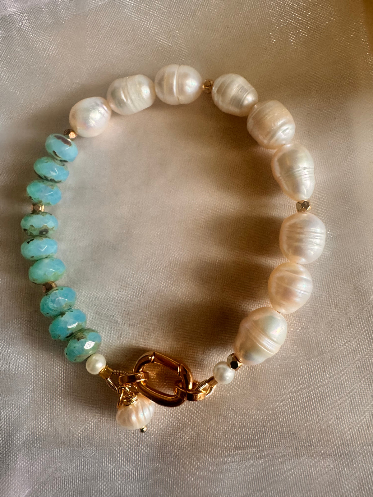 Fresh pearls bracelet