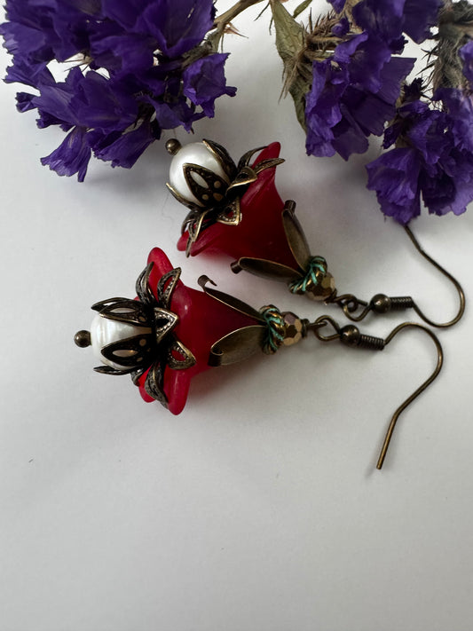 Red pearls Fairies Earrings